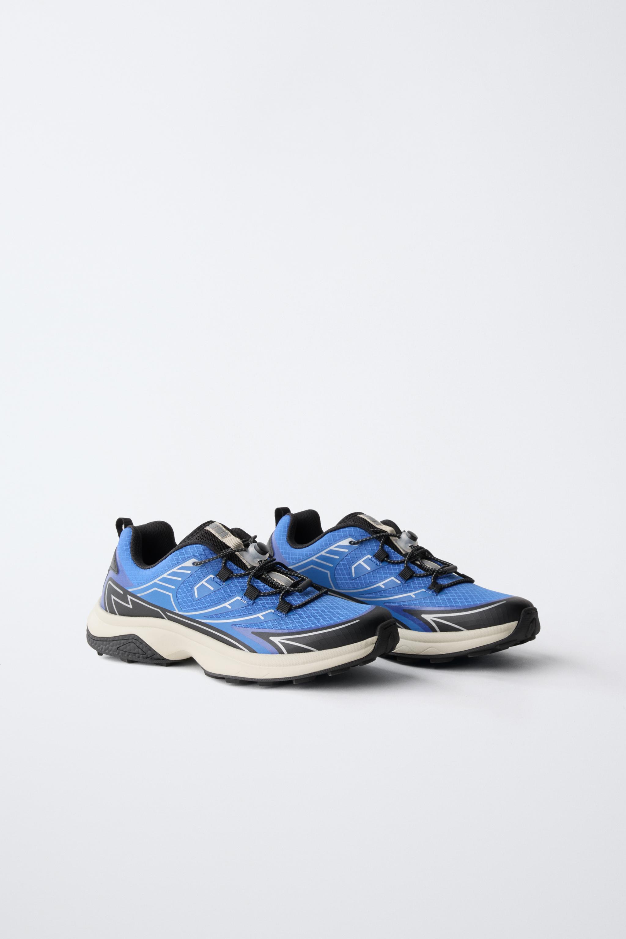 TECHNICAL SNEAKERS