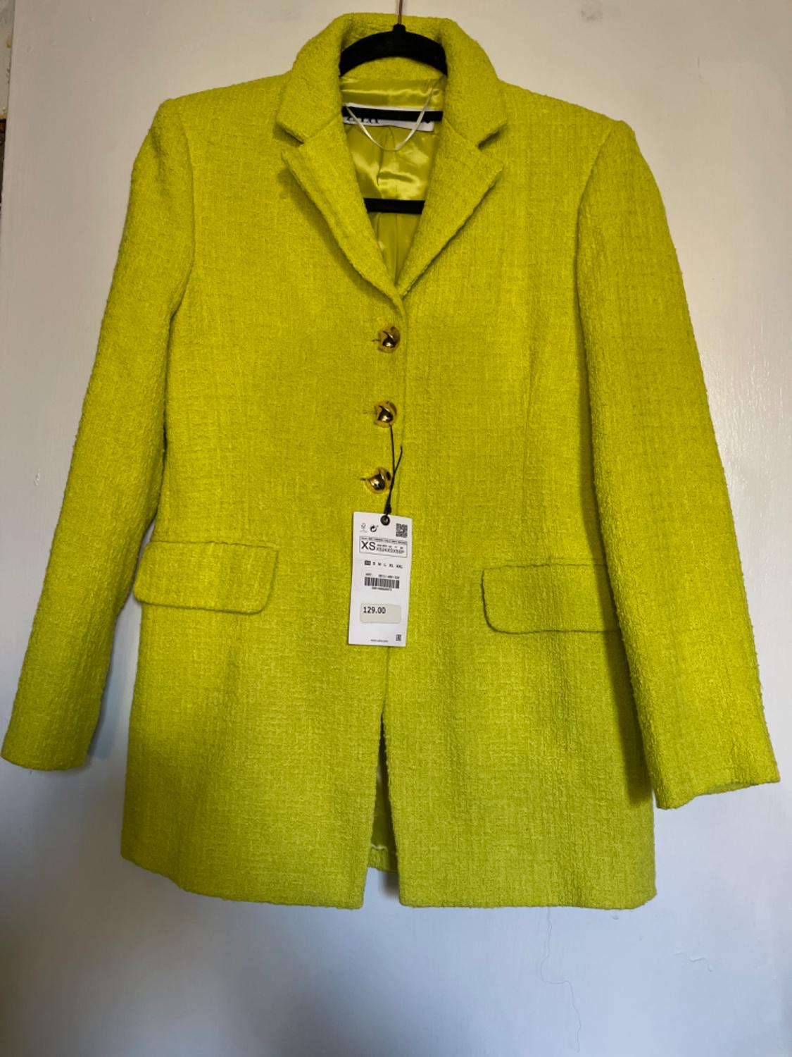 BUTTONED TEXTURED WEAVE BLAZER