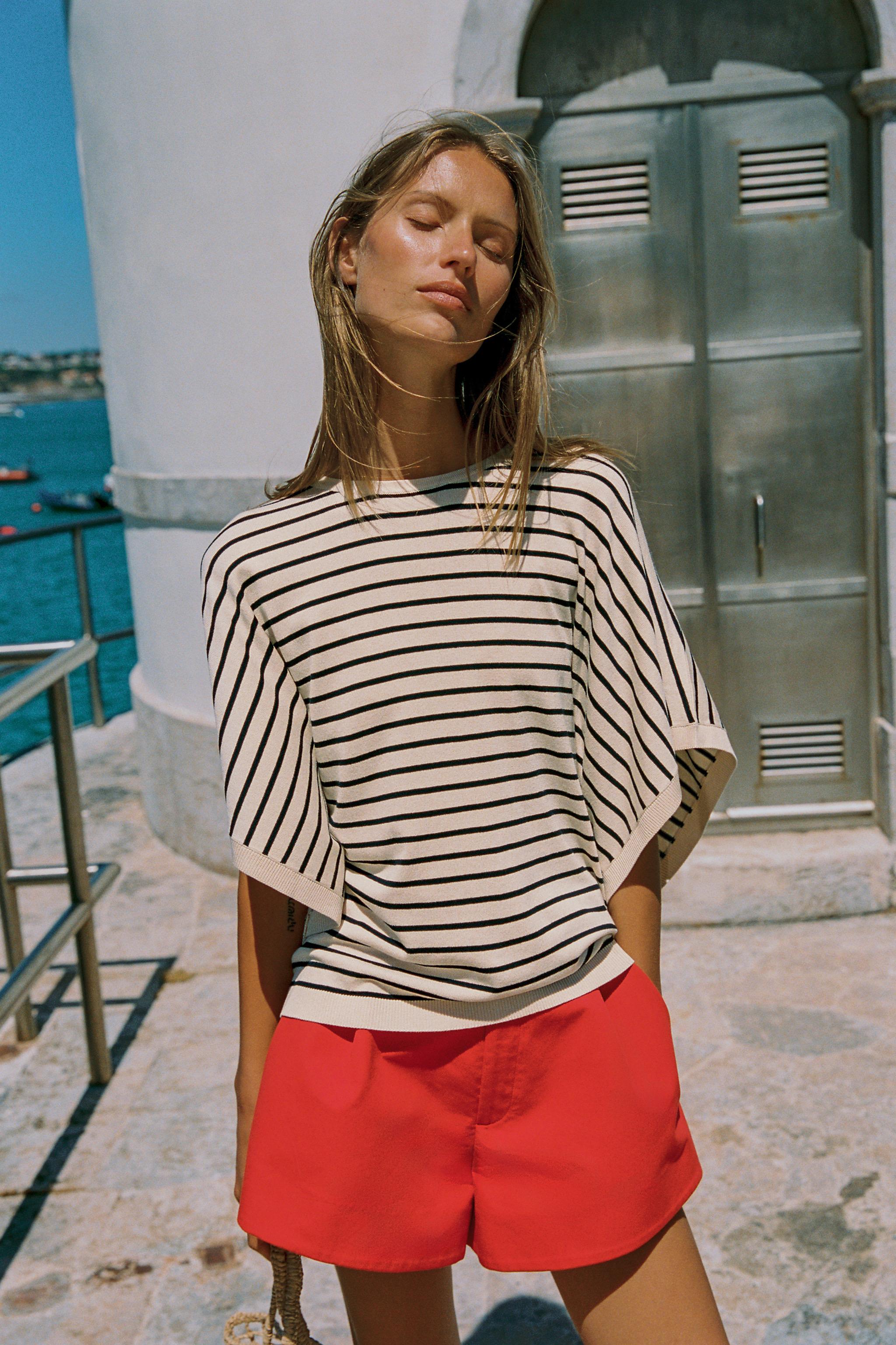 WIDE SLEEVE KNIT TOP — striped