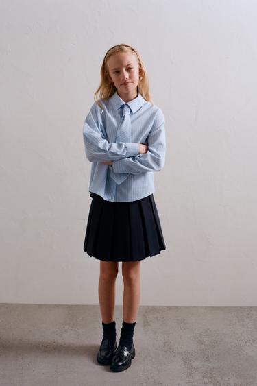 JUPE À PLIS PLATS À TAILLE À REVERS - Bleu marine de Zara