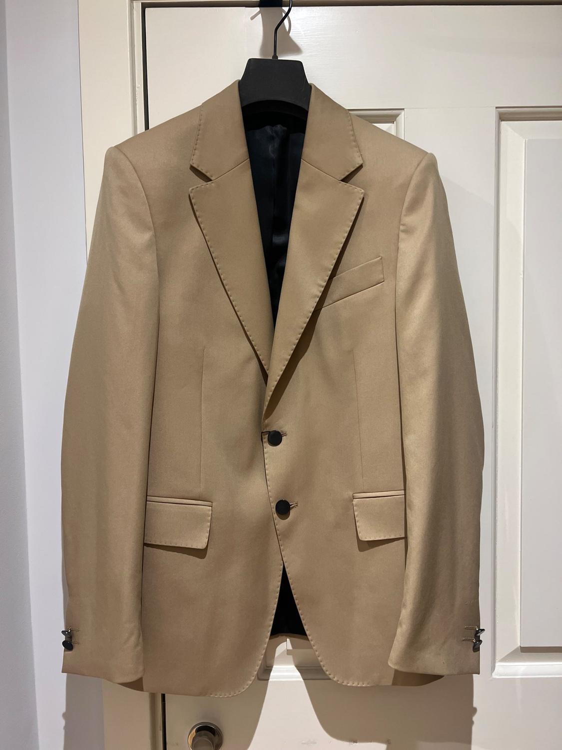 BLAZER WITH WIDE LAPELS