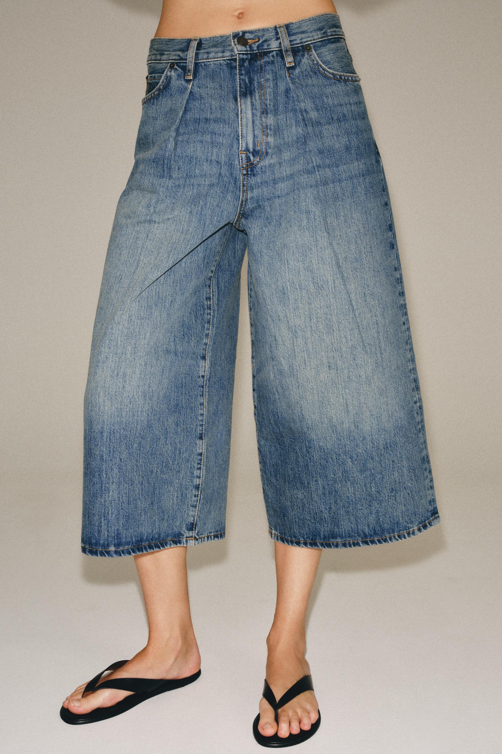 ZW COLLECTION MID-RISE DENIM SHORTS — Blue
