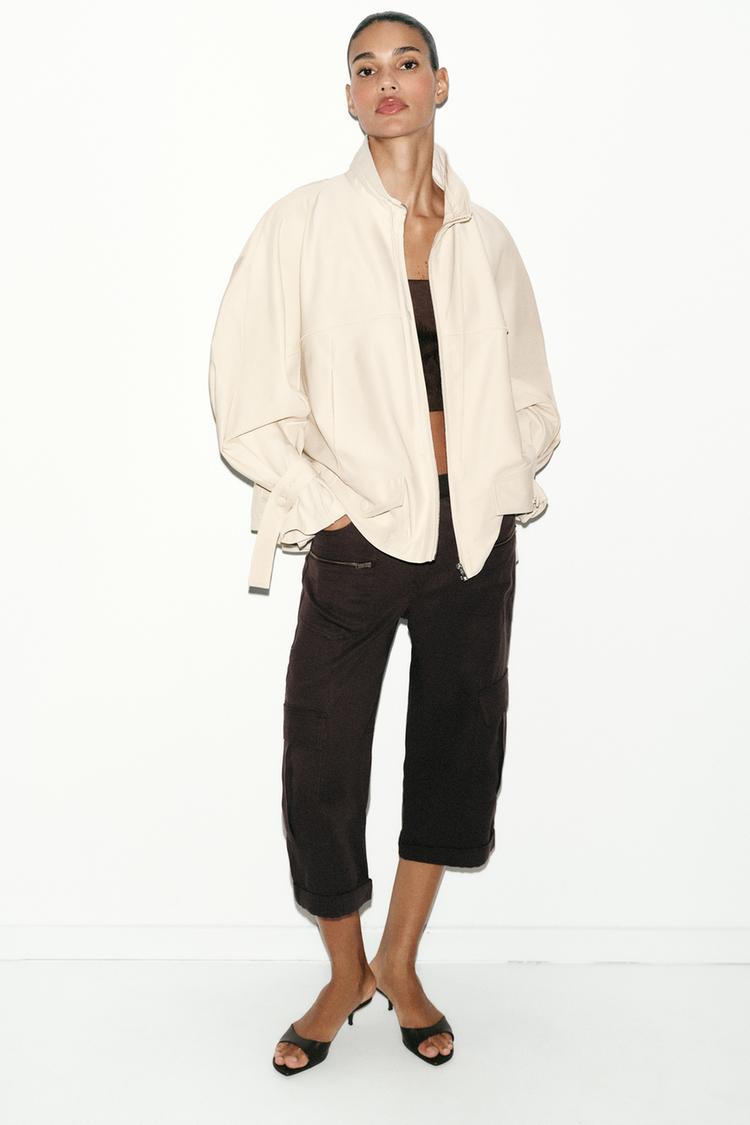 AKICI DİK YAKA CEKET