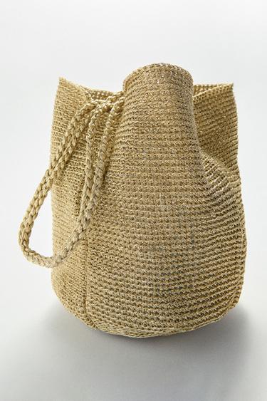 METALLIC WOVEN HANDBAG - Golden by Zara