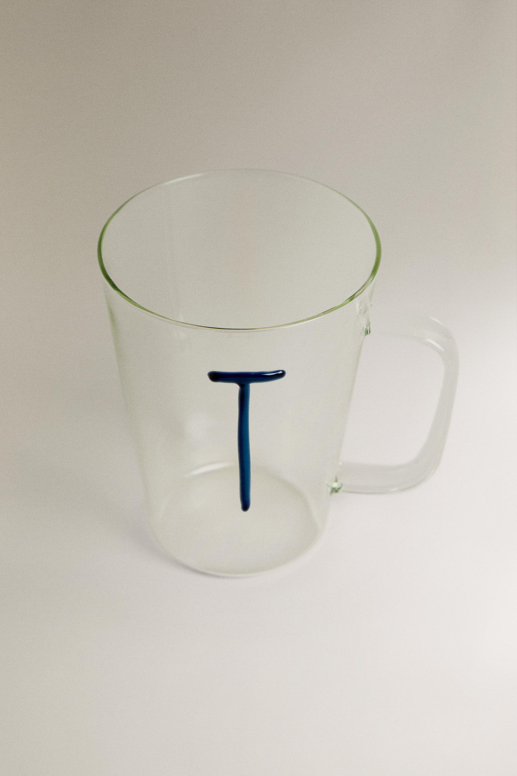 BOROSILICATE MUG WITH INITIAL T — Petrol blue