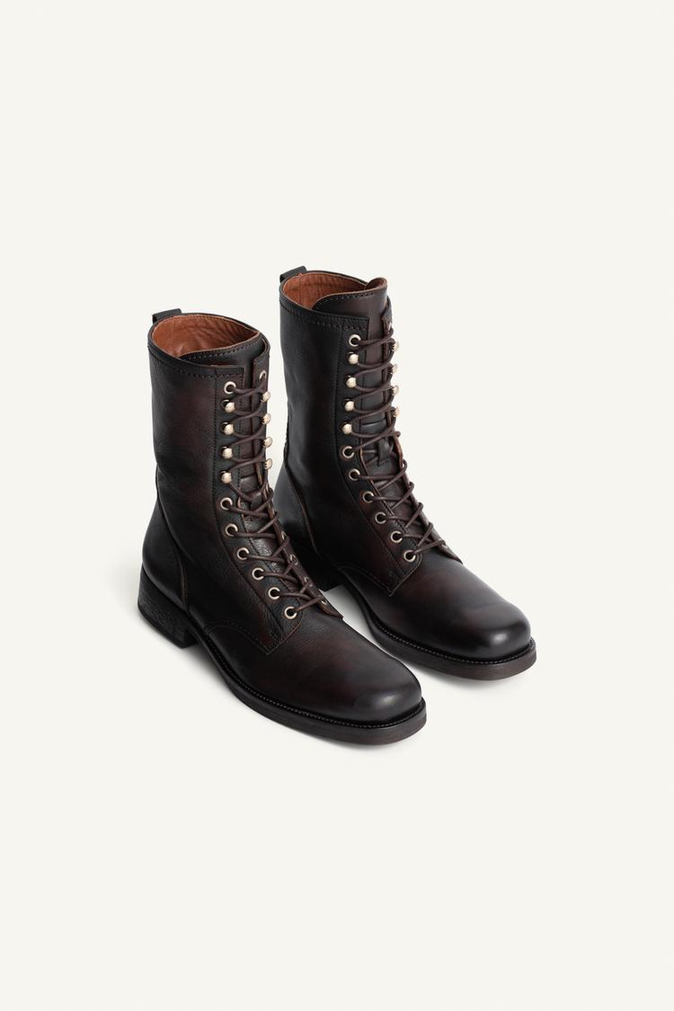 Bota piel cordones