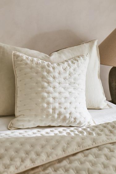 PADDED DOTTED CUSHION COVER FOR QUILTS - Ecru by Zara