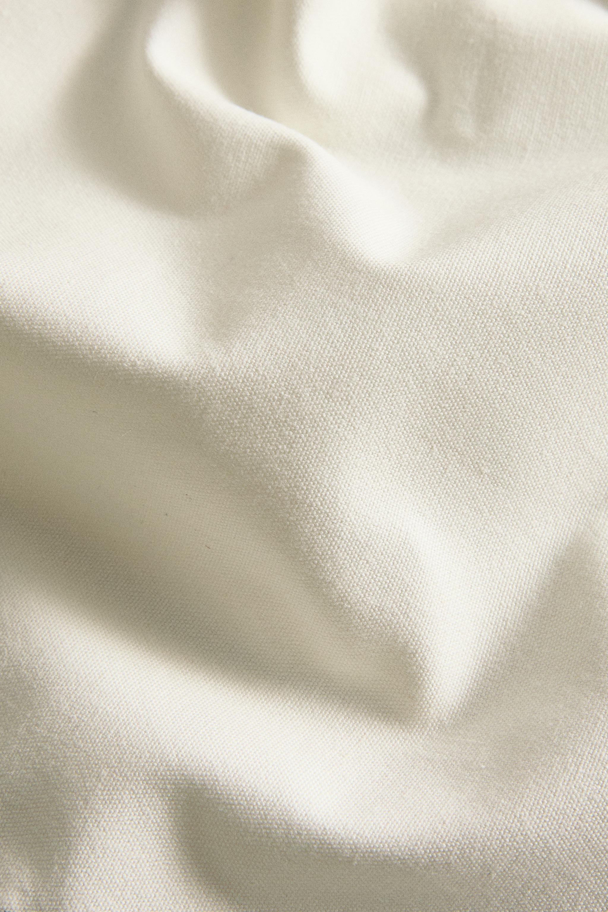 CHRISTMAS BERRIES COTTON TABLECLOTH