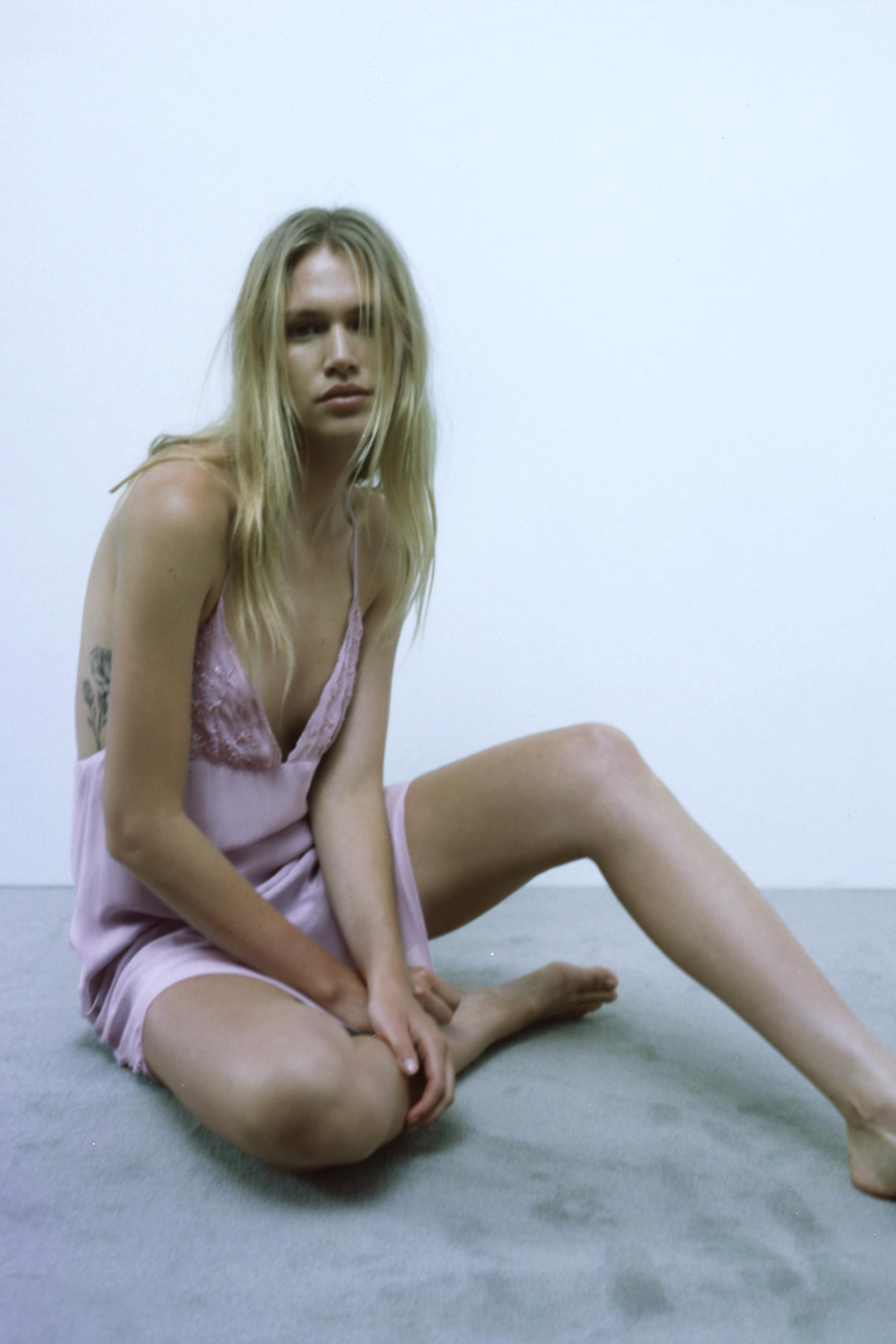 ZARA orders EMBROIDERED MINI DRESS LIMITED EDITION MAUVE