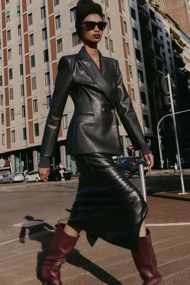 DOPPELREIHIGER BLAZER IN LEDEROPTIK - Schwarz von Zara