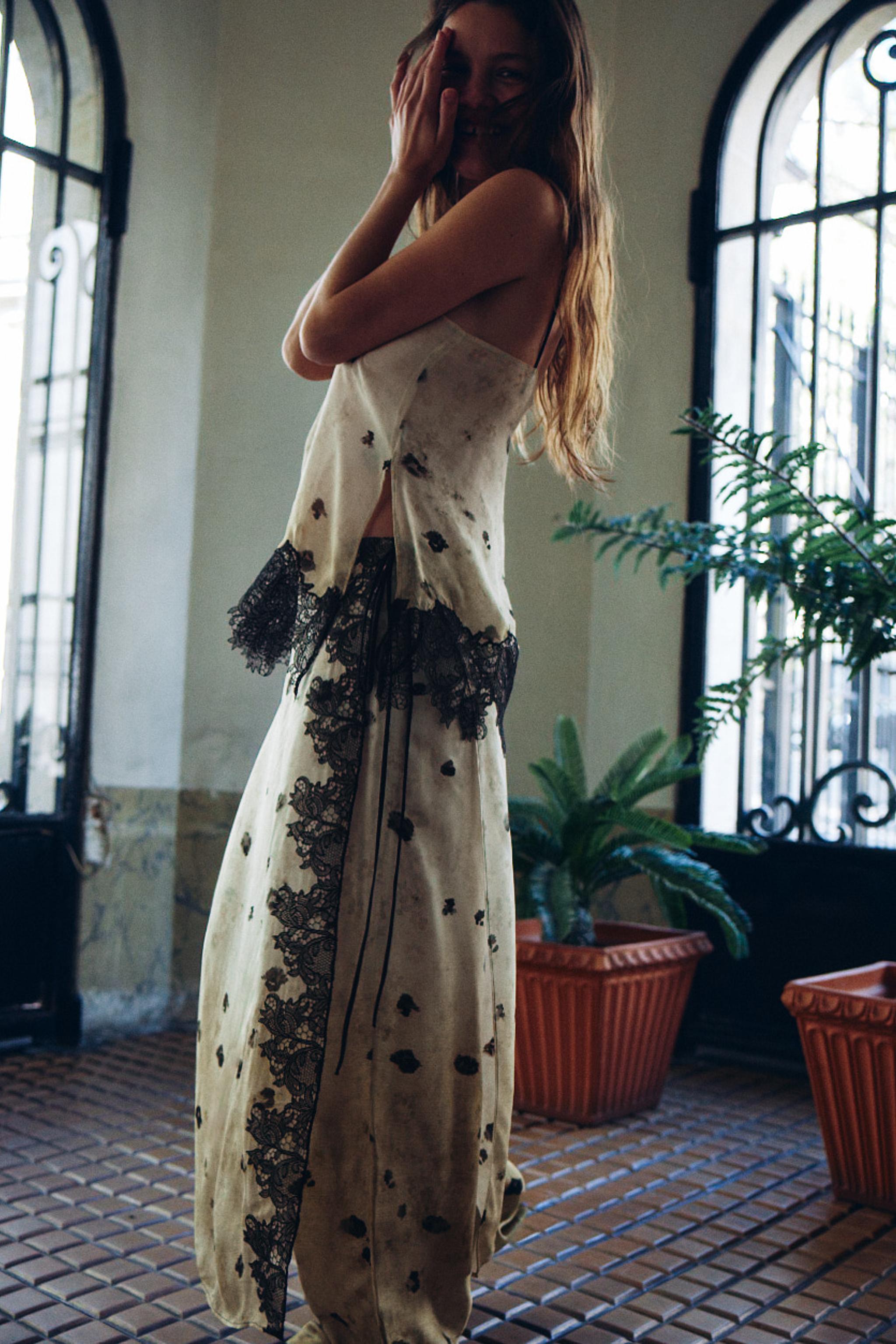 JUPE-PANTALON IMPRIMÉE DENTELLE