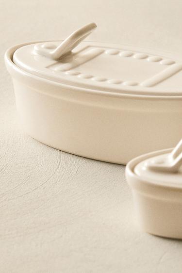 TIN CAN-SHAPED CERAMIC JAR - Cream by Zara