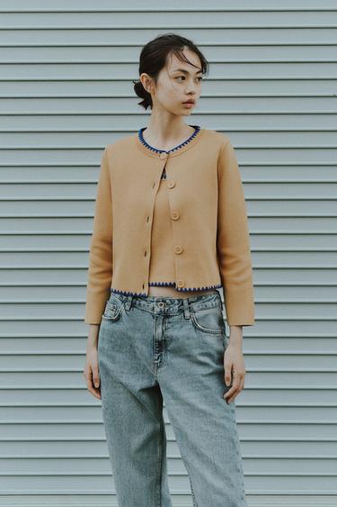 CARDIGAN WITH CONTRAST EMBROIDERY - Mid-camel by Zara