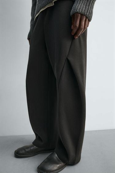 NEOPRENE-EFFECT PLEATED BALLOON FIT TROUSERS - Black by Zara - Image 4