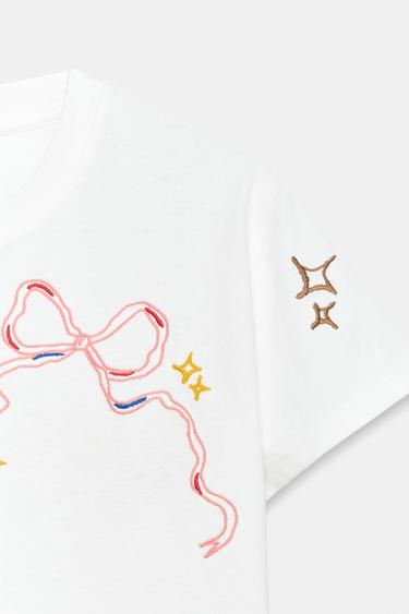 T-SHIRT BRODERIES CONTRASTE - Blanc cassé de Zara - Image 5