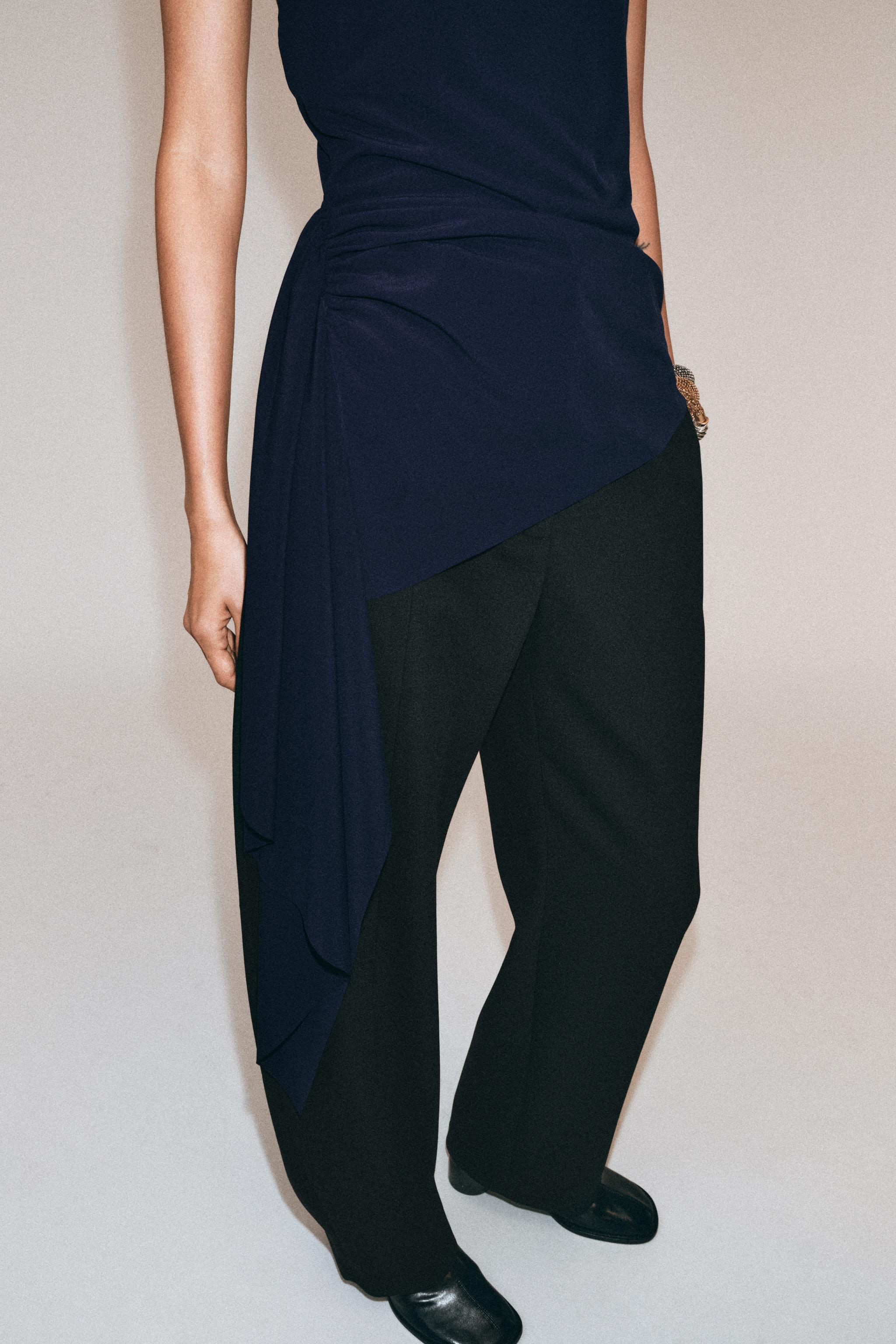 HALTER NECK TOP