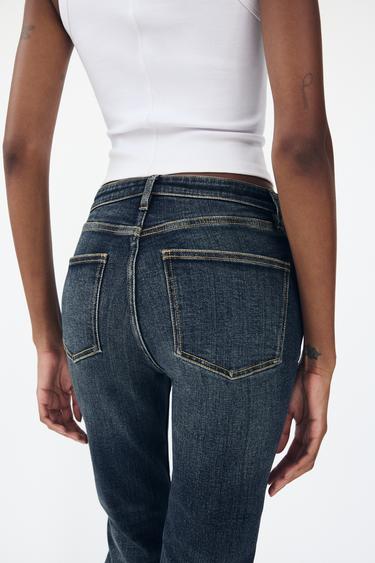 TRF CROPPED FLARE ハイライズデニムパンツネイビーブルーZaraのTRF CROPPED FLARE ハイライズデニムパンツ - ネイビーブルー 