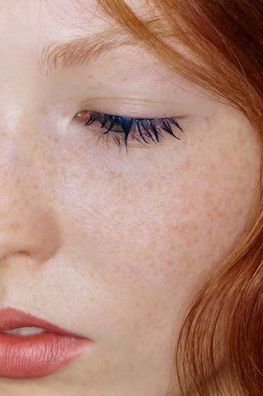 COLOURED MASCARA - by Zara