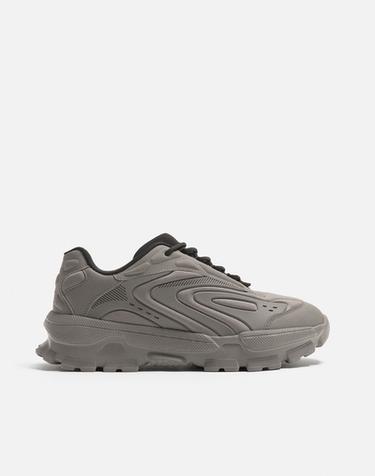 ZAPATILLA VOLUMEN -  de Zara