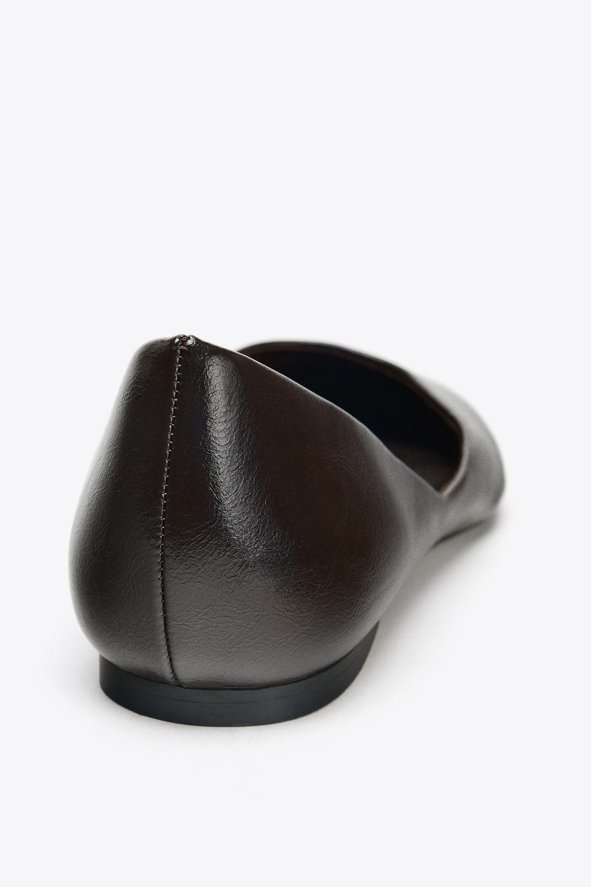 【ZARA】ブラウン ポインテッドトゥ 【オンライン完売品】 ZARAのフリマアイテム一覧