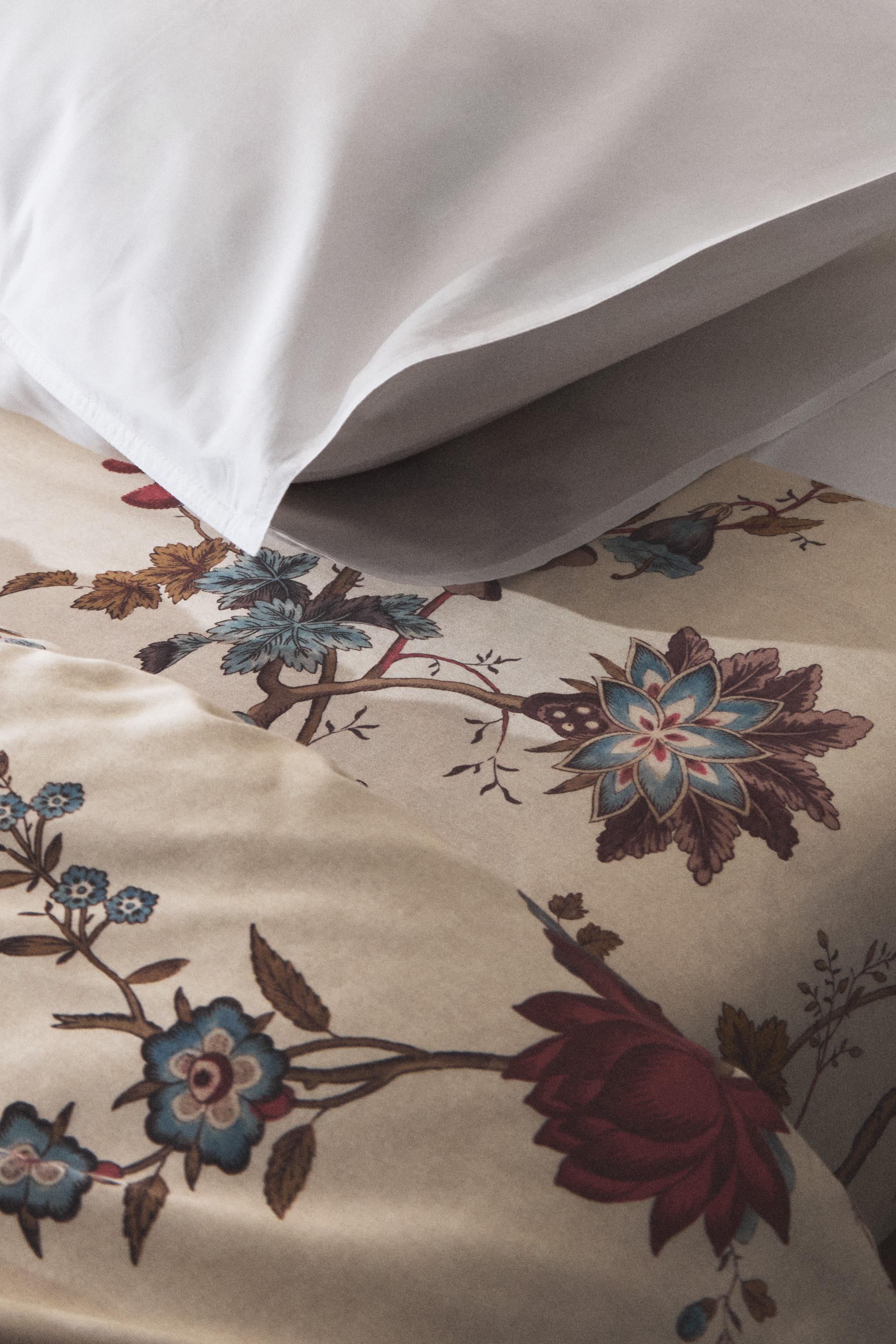 KATHARINE POLE FLORAL SATEEN FLAT SHEET