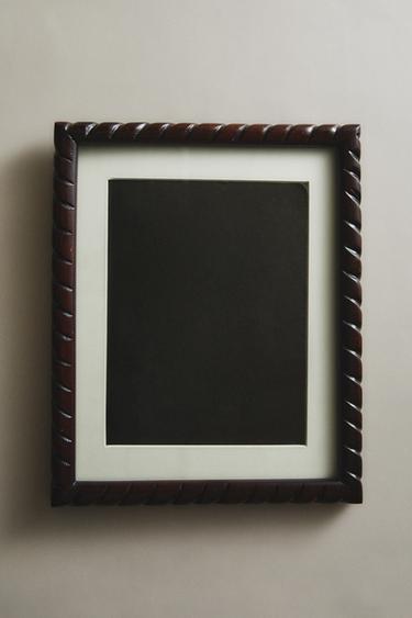 HERRINGBONE WOODEN PHOTO FRAME - Brown by Zara
