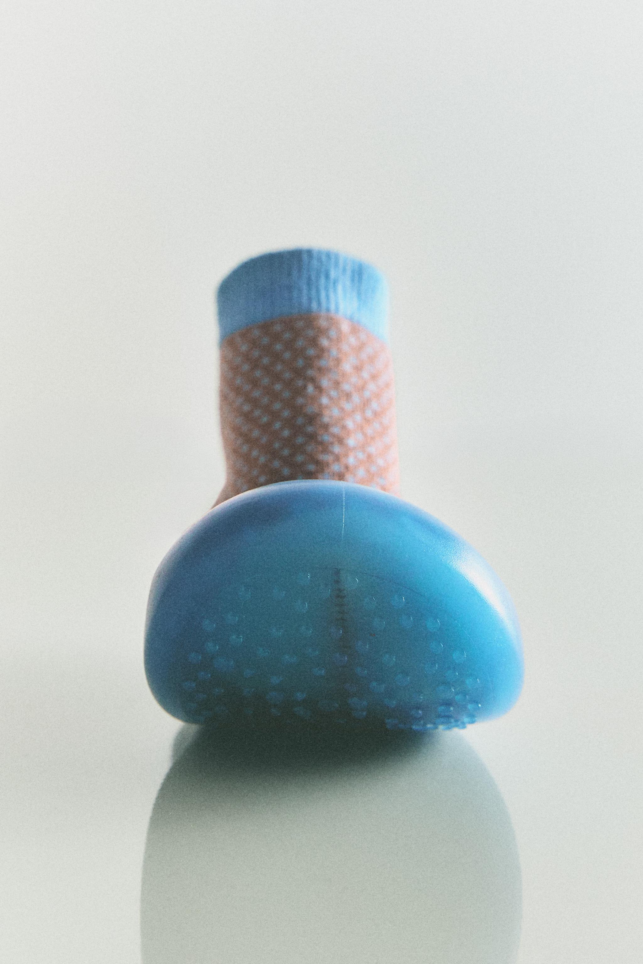 KIDS' NON-SLIP SOLE SOCKS