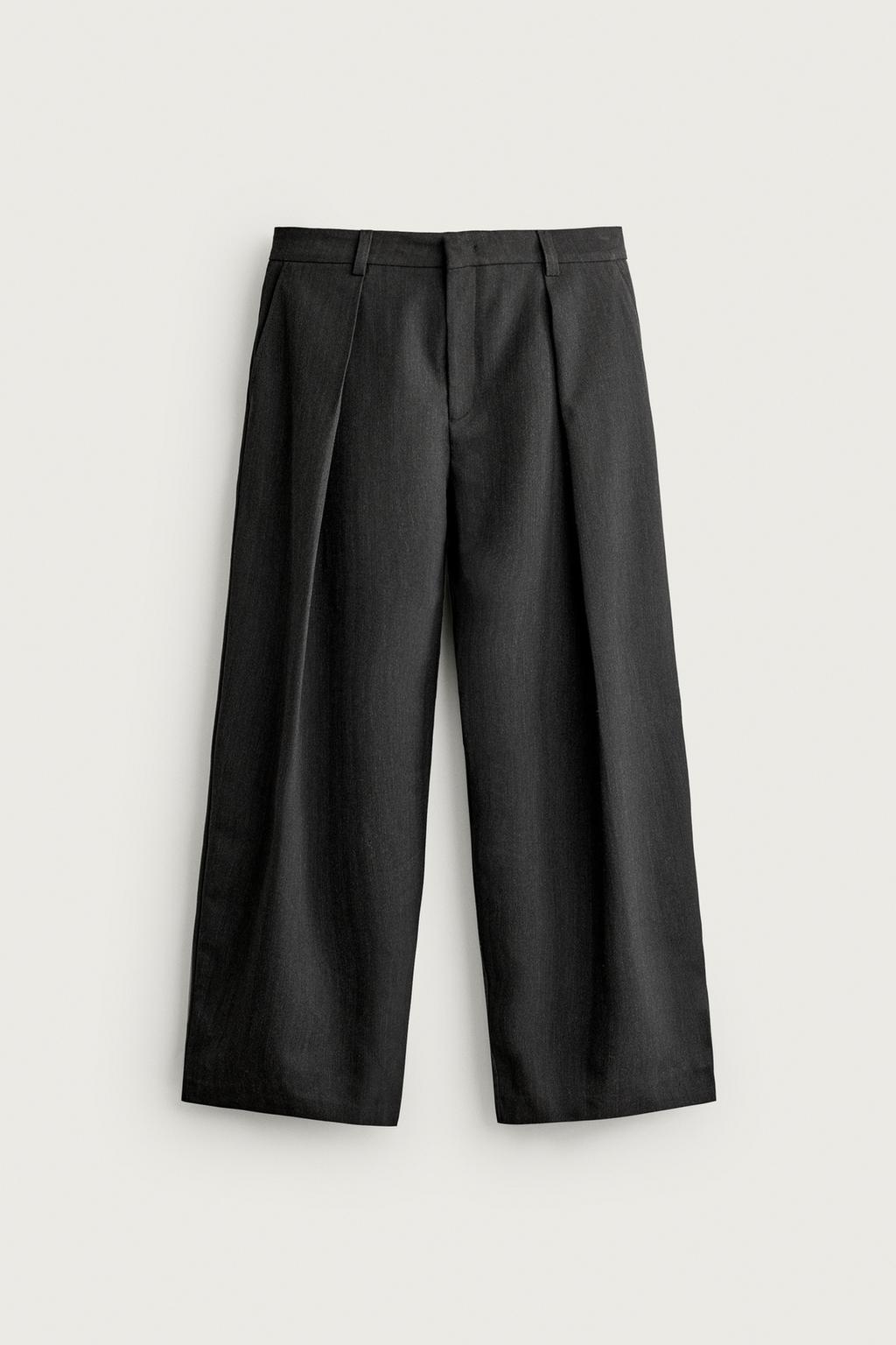 RELAXED FIT PLEATED TROUSERS