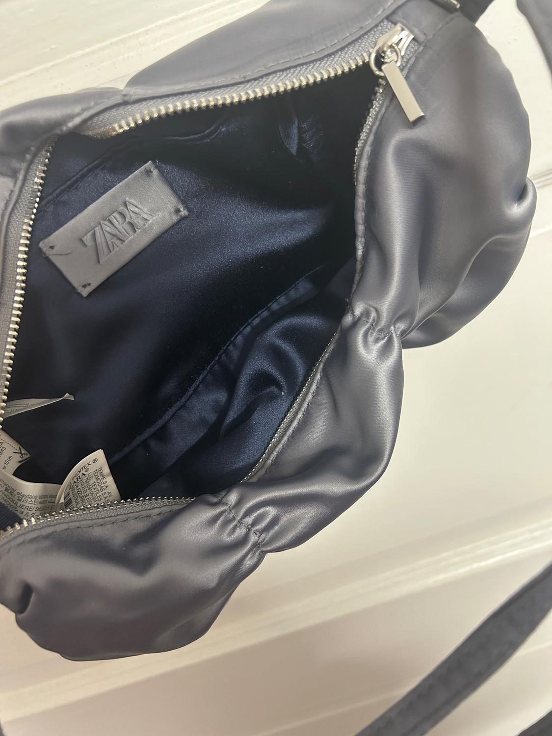 MINI DUFFLE BAG - Image 4