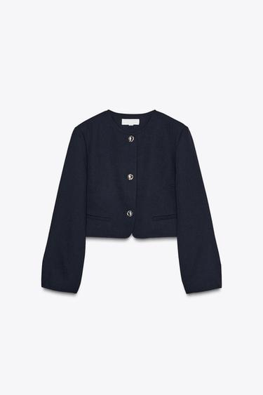 ゴールドボタンショートブレザーネイビーブルーZaraのゴールドボタンショートブレザー - ネイビーブルー