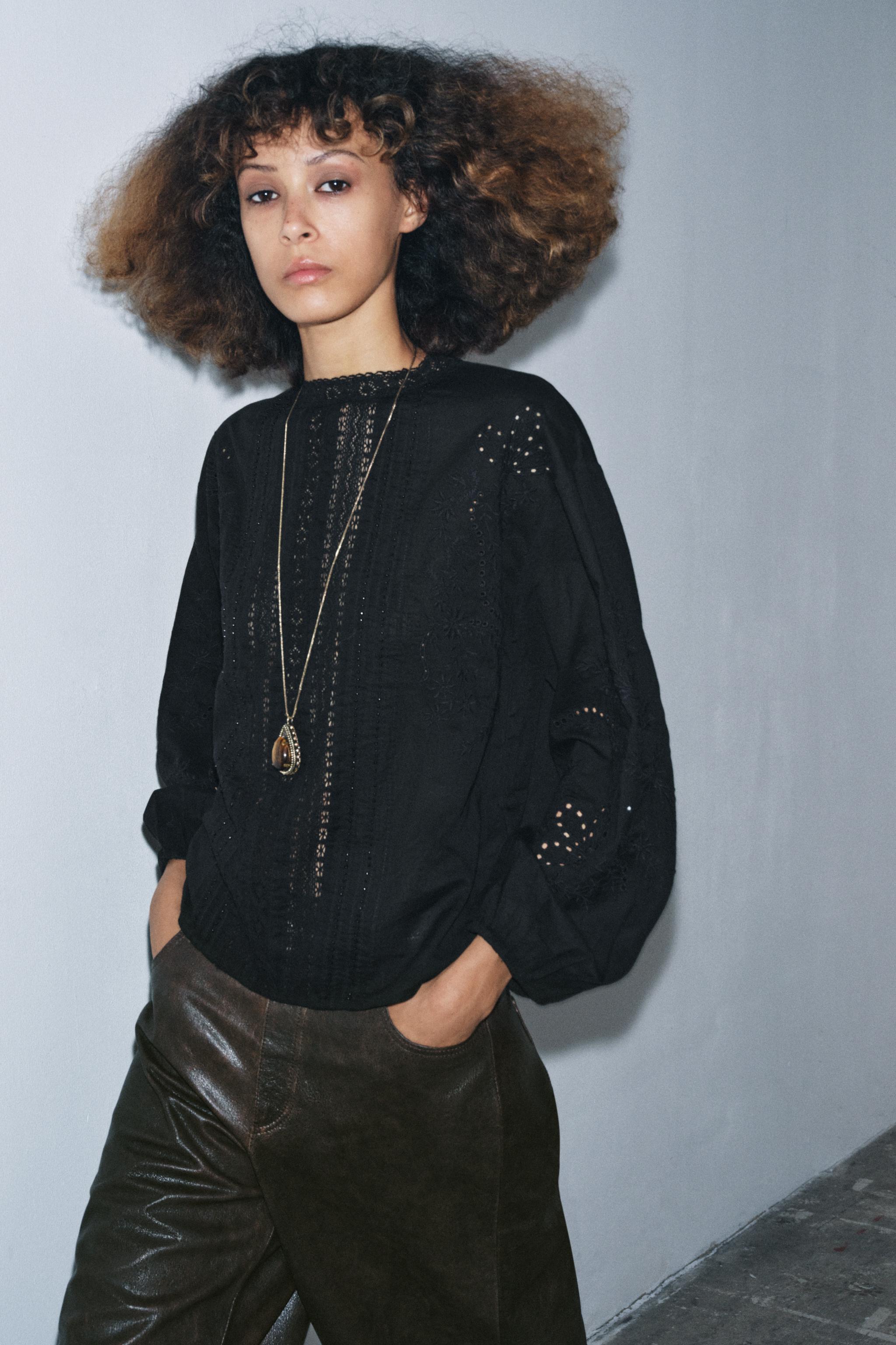 EMBROIDERED LACE INSERT SHIRT ZW COLLECTION