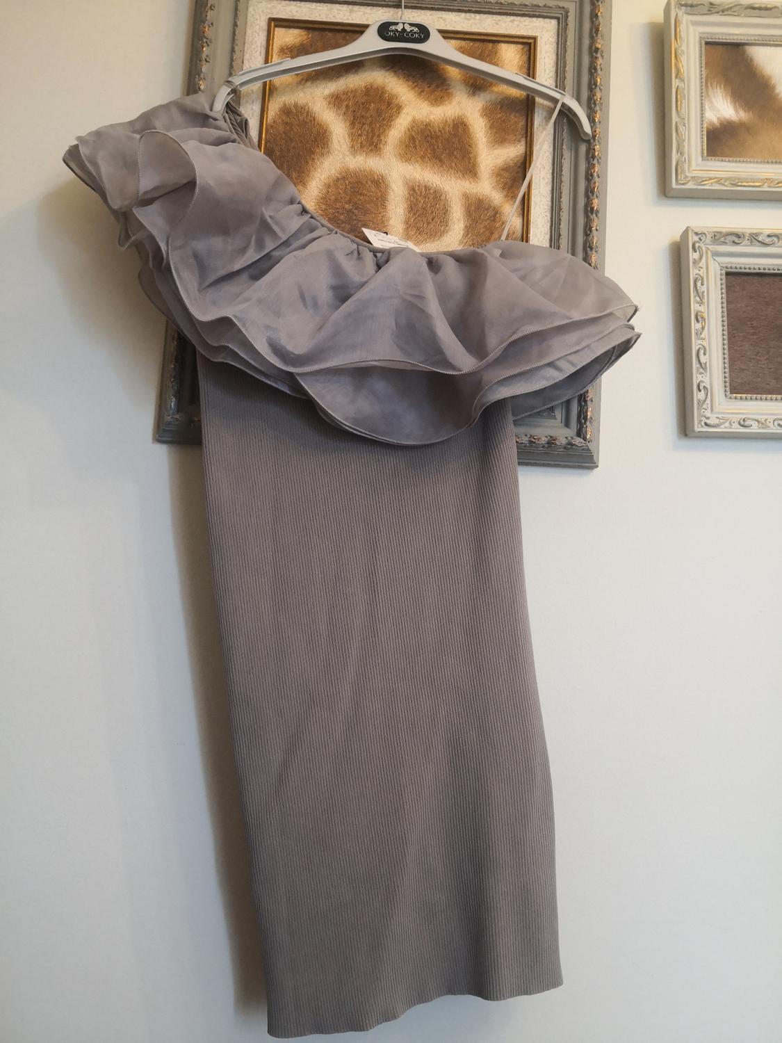 KNIT DRESS WITH ORGANZA RUFFLES
