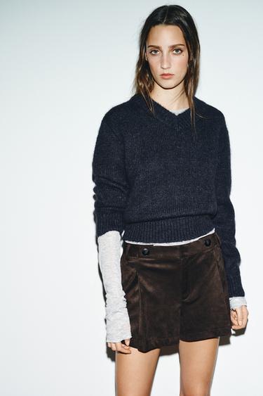 Zara PLEATED BUTTON SHORTS - Brown