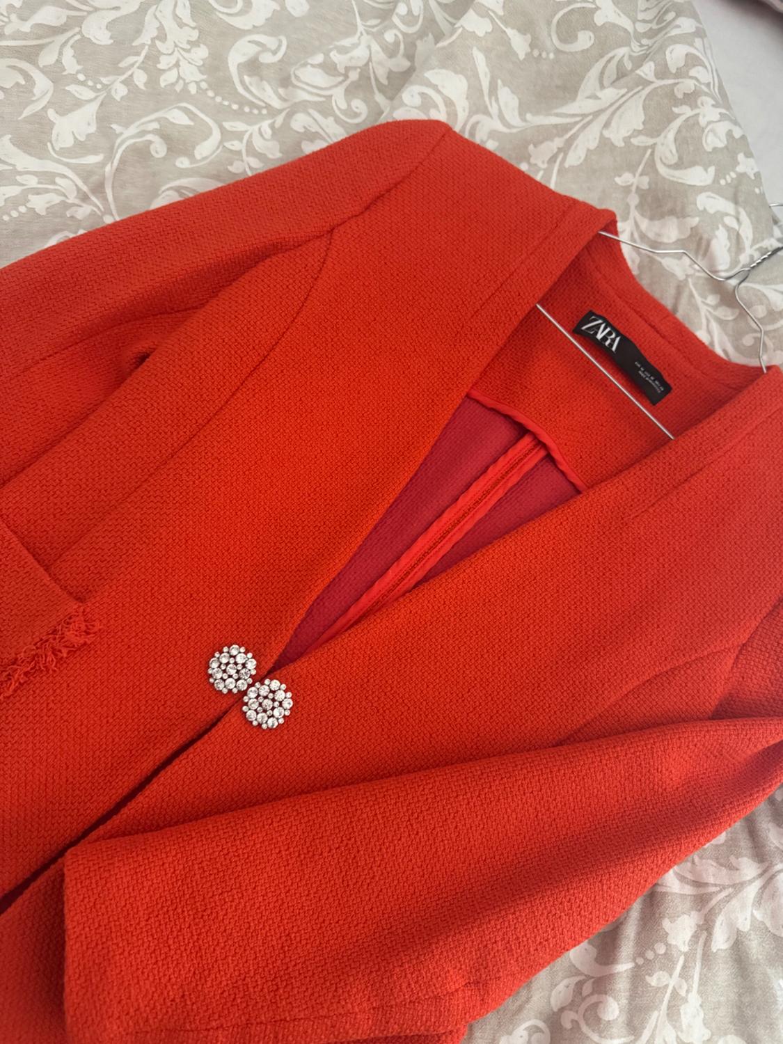 RHINESTONE BUTTON BLAZER - Image 6