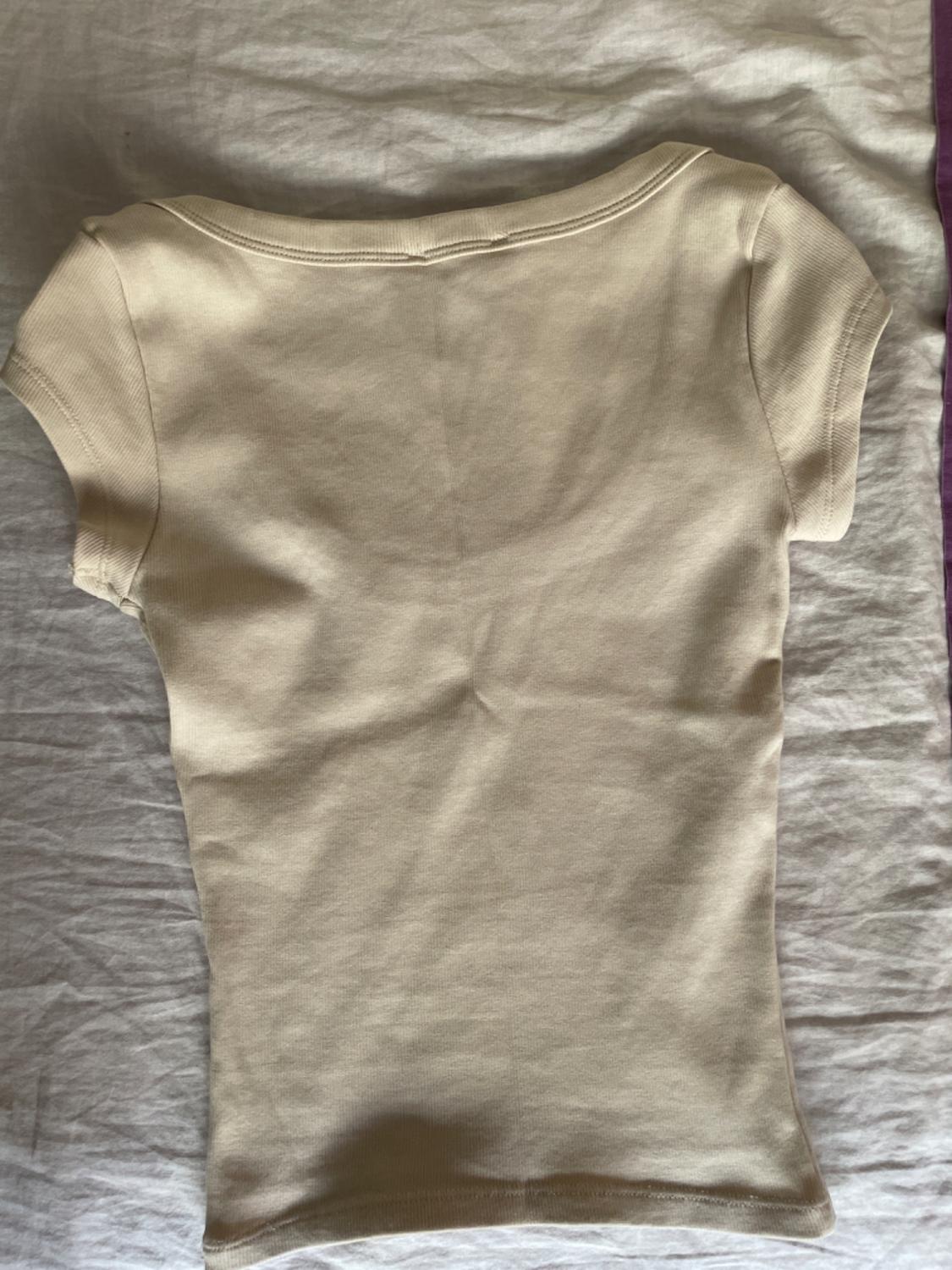RIBBED ROUND NECK T-SHIRT - Image 2