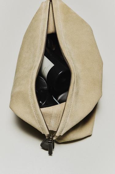 SUEDE TRAVEL WASH BAG - Green by Zara
