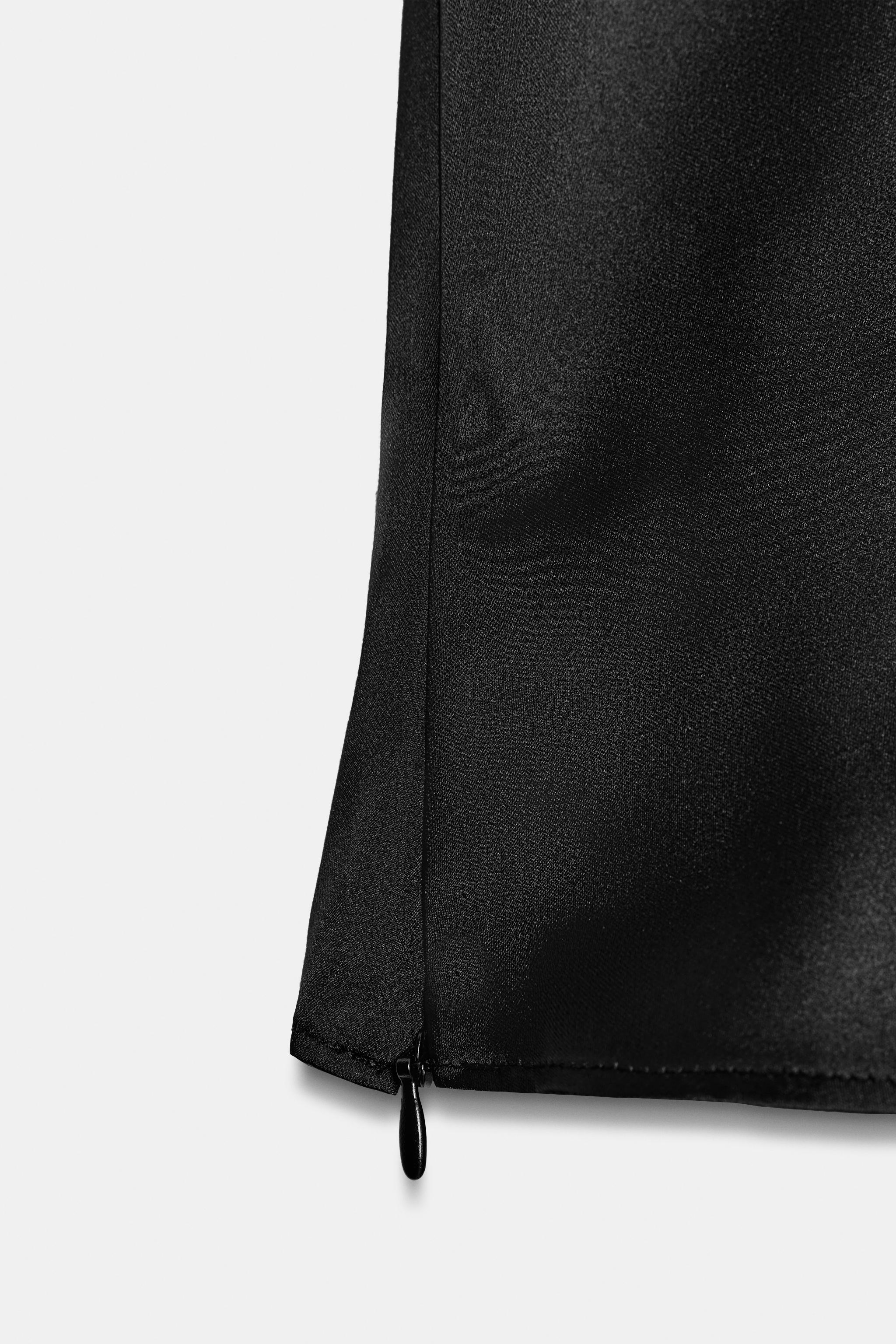 SATIN EFFECT TOP WITH SIDE BUTTONS