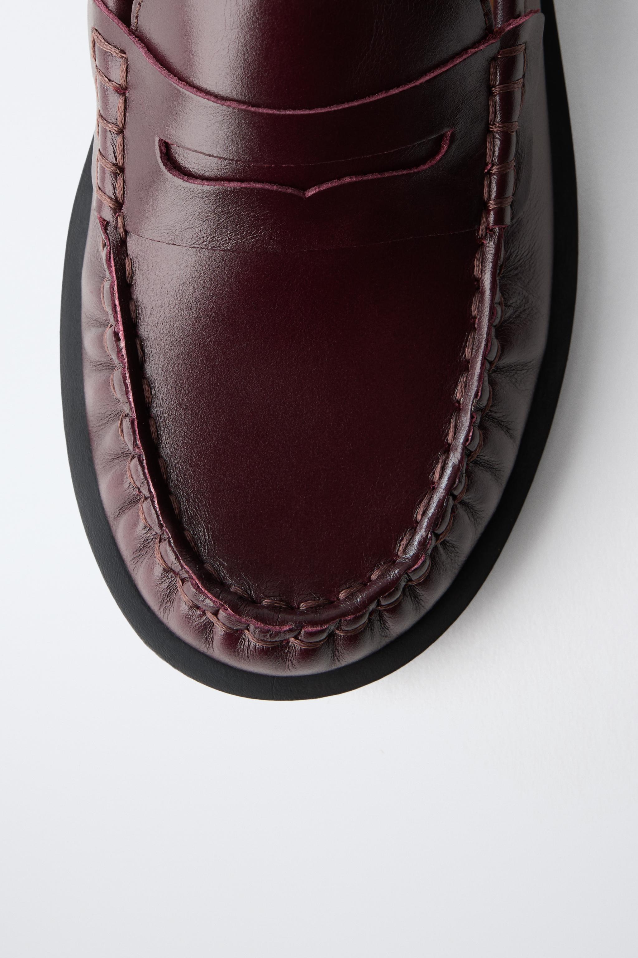 MOCASSINS EN CUIR