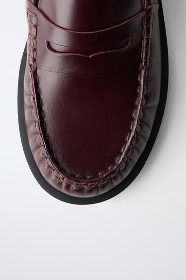MOCASSINS EN CUIR - Bordeaux de Zara - Image 6
