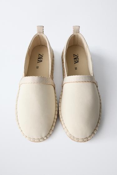 CHAUSSURES EN JUTE TISSÉ - Blanc écru de Zara - Image 3