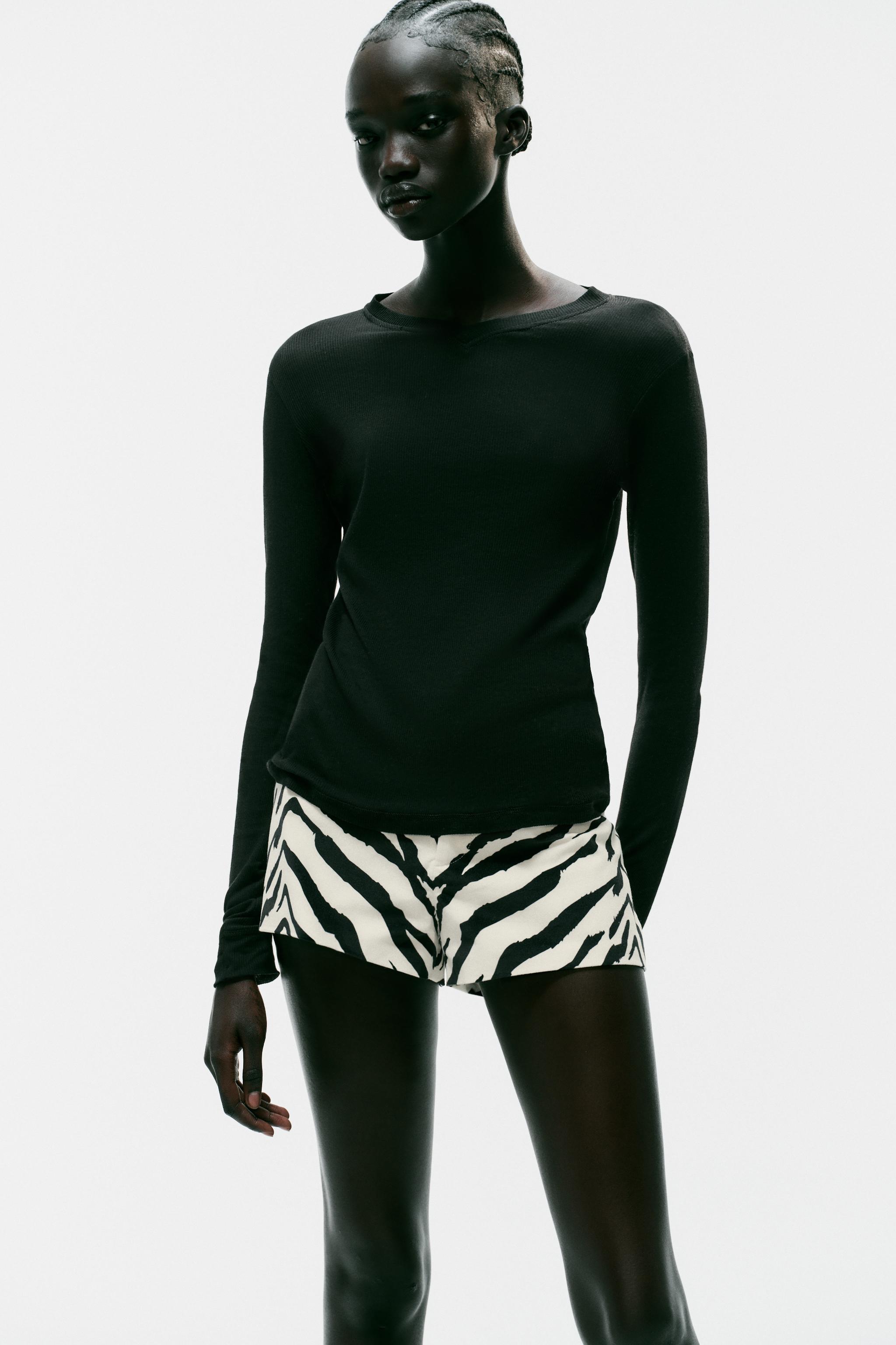 SHORT MINI VELOURS À IMPRIMÉ ANIMAL