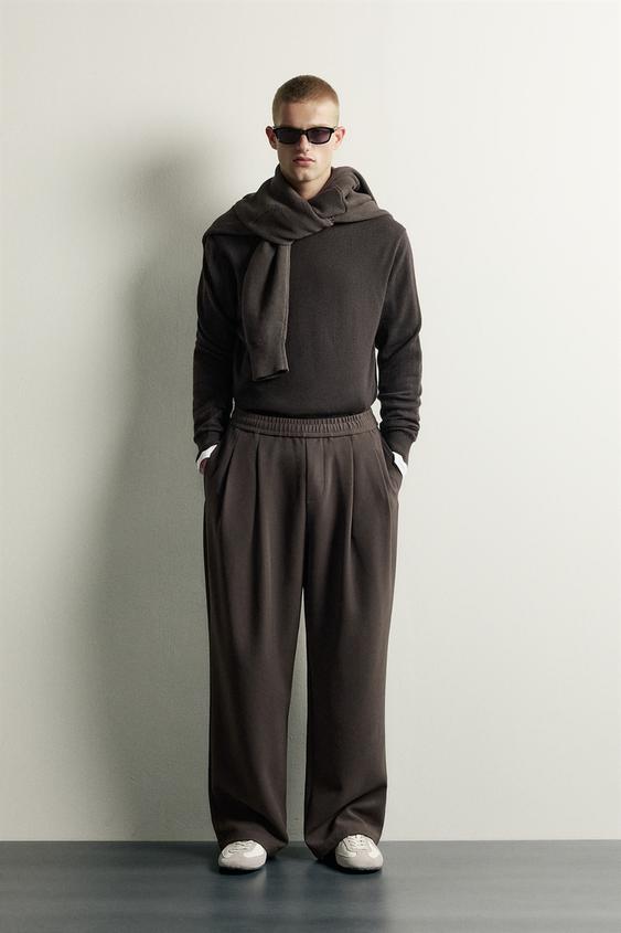 PANTALÓN RELAXED FIT CONFORT - Marrón de Zara - Imagen 0