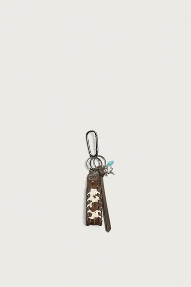 SHEEPSKIN LEATHER KEYRING - Brown by Zara