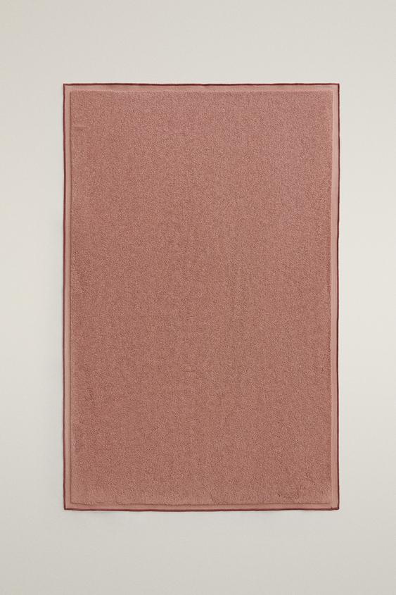 COTTON BATH MAT WITH OVERLOCK - Pale pink by Zara - Image 0