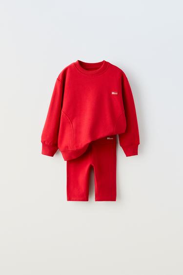 КОМПЛЕКТ ИЗ ТОЛСТОВКИ И ШОРТОВ-ВЕЛОСИПЕДОК — КРАСНЫЙ от Zara — изображение 0