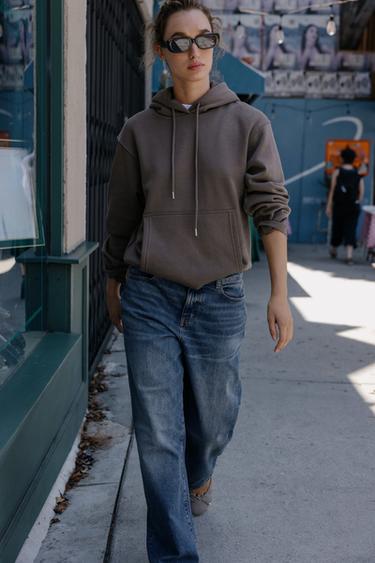 BASIC HOODIE - Mink by Zara