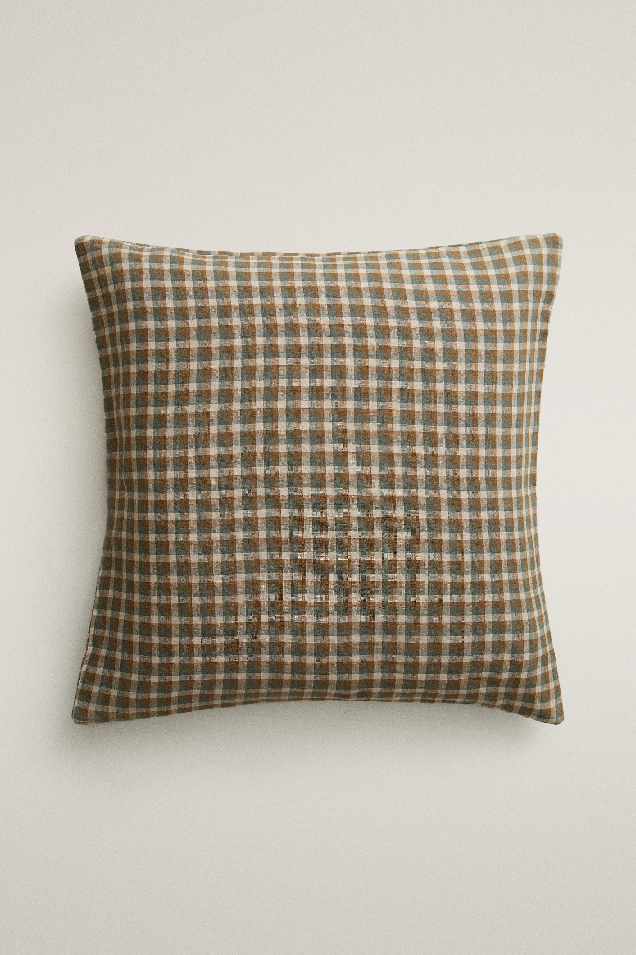 CHECKED LINEN CUSHION COVER