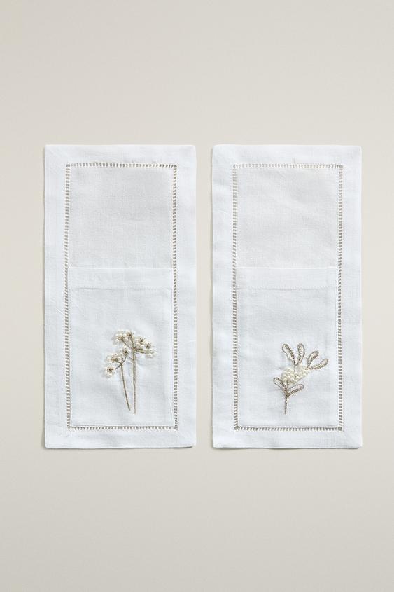 Zara EMBROIDERED CHRISTMAS FLATWARE TRAY (PACK OF 2) - White - Image 0