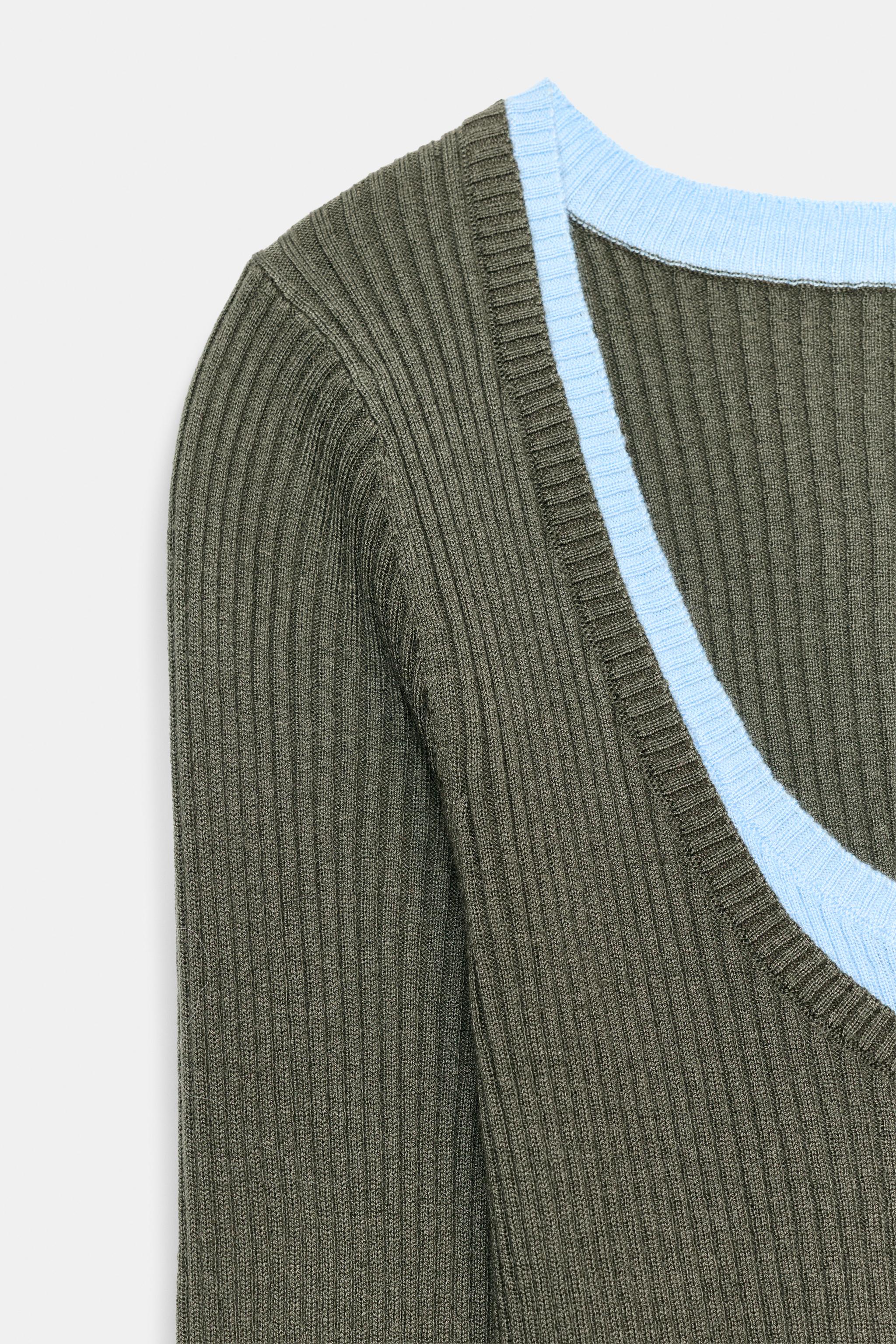 CONTRAST LAYERED TOP