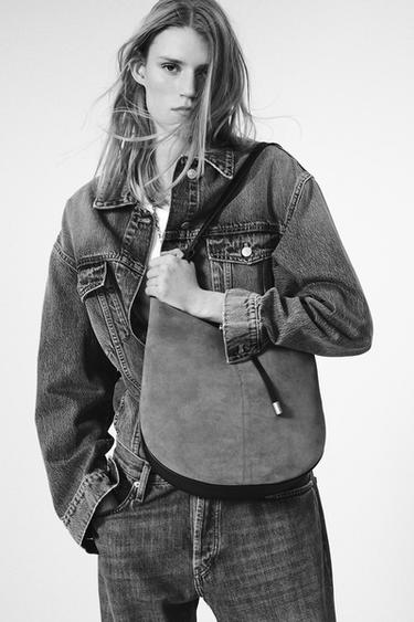 SACA DE HOMBRO SERRAJE - ARENA/MARRÓN de Zara